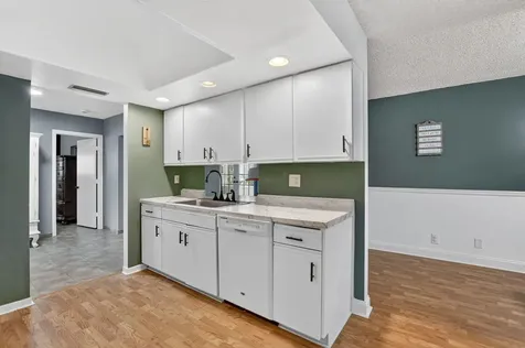 1140 NW 49th Street Deerfield Beach FL 33064