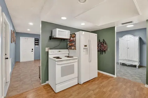 1140 NW 49th Street Deerfield Beach FL 33064