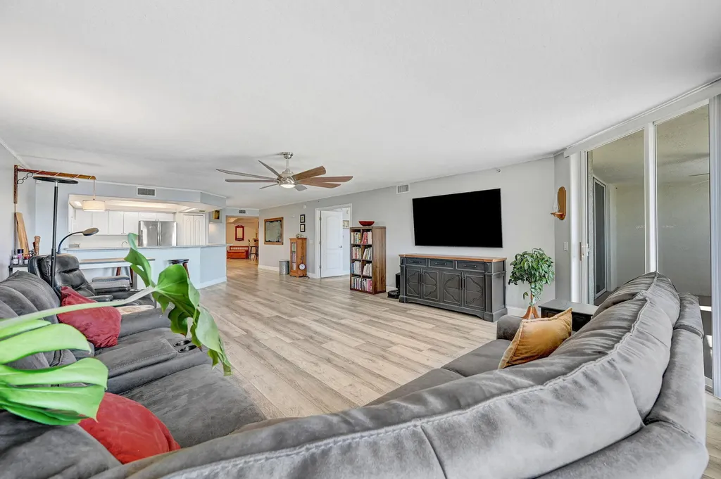 3360 S Atlantic Avenue Cocoa Beach FL 32931
