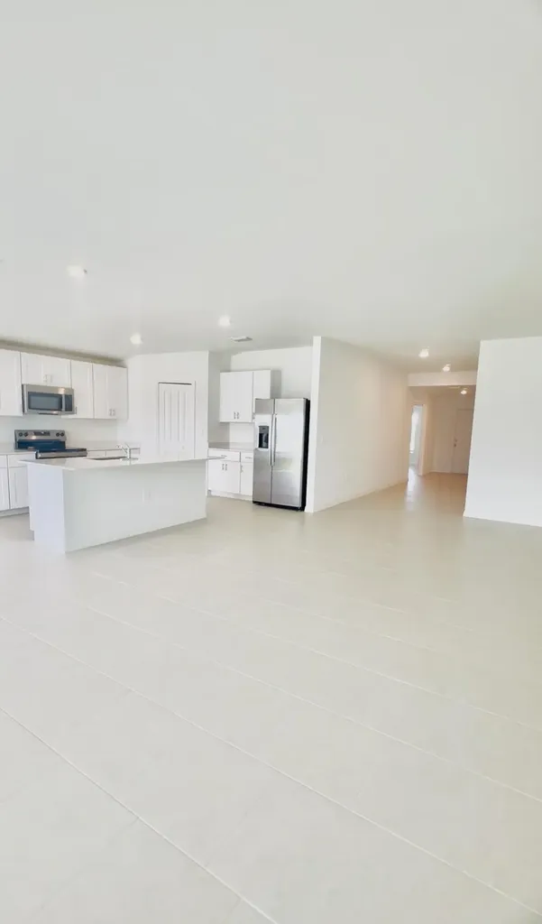 17124 Pompeii Way North Fort Myers FL 33917