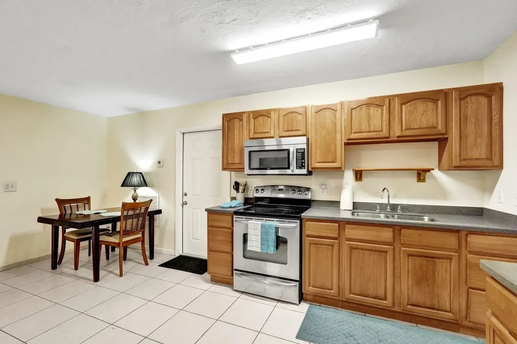 1718 Ridge Road North Palm Beach FL 33408