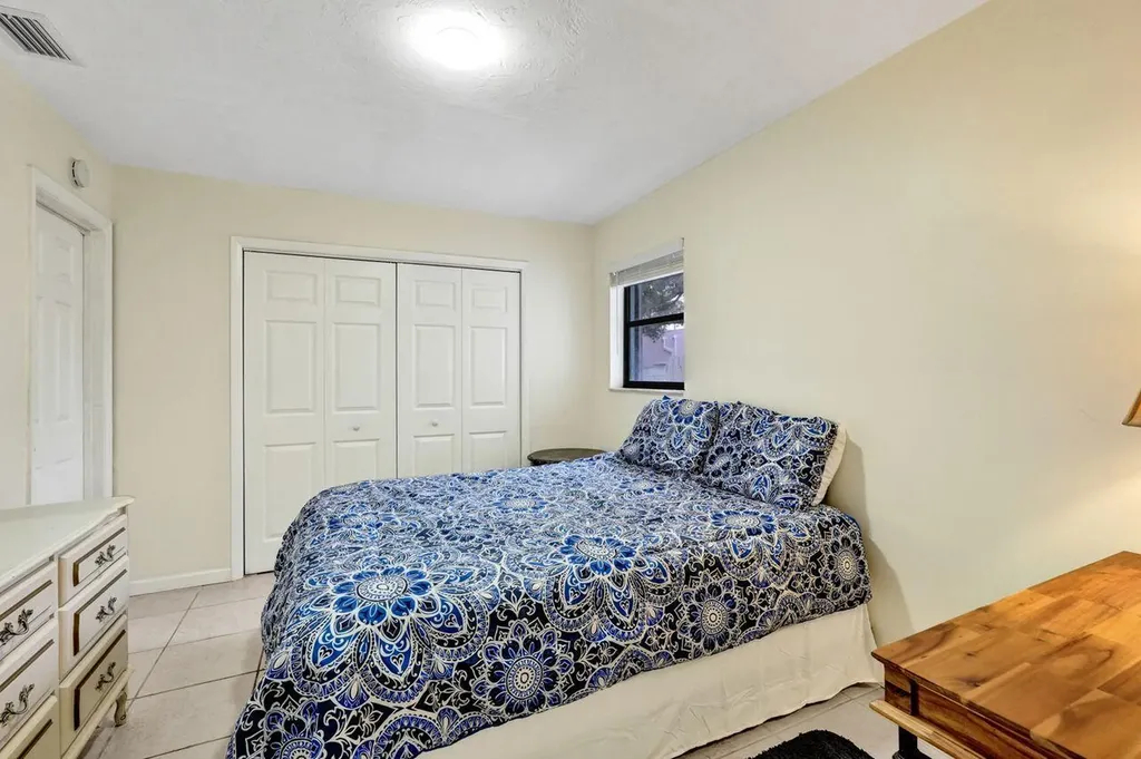 1718 Ridge Road North Palm Beach FL 33408