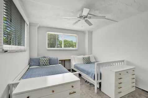 1528 NE 28th Drive Wilton Manors FL 33334