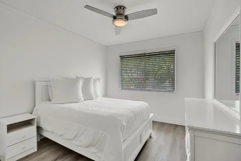 1528 NE 28th Drive Wilton Manors FL 33334