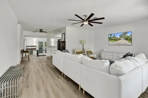 1528 NE 28th Drive Wilton Manors FL 33334