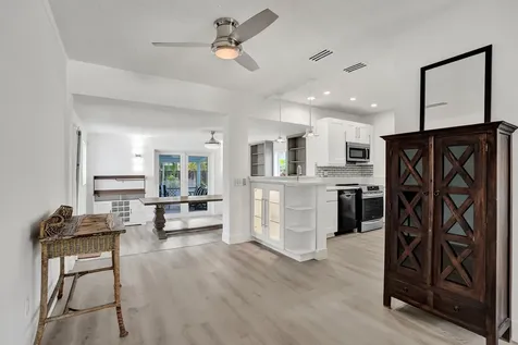 1528 NE 28th Drive Wilton Manors FL 33334