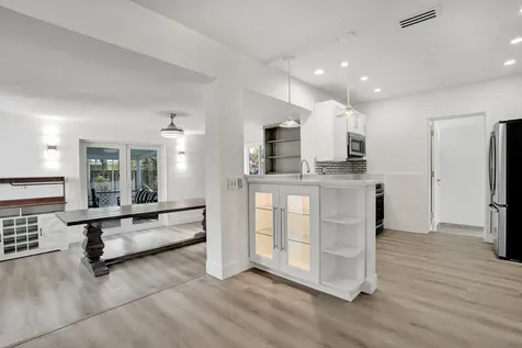 1528 NE 28th Drive Wilton Manors FL 33334