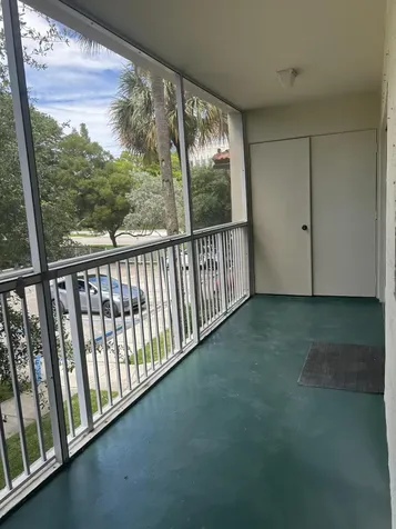 410 S Park Hollywood FL 33021