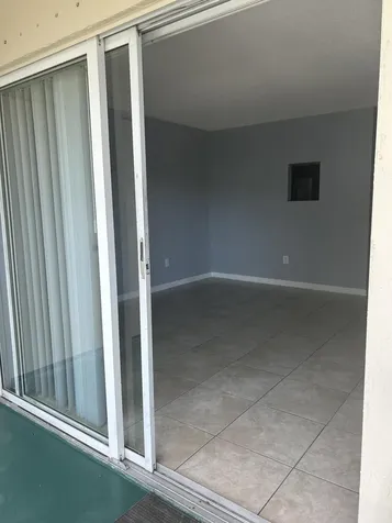 410 S Park Hollywood FL 33021
