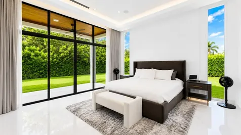 11601 NW 27th Street Plantation FL 33323