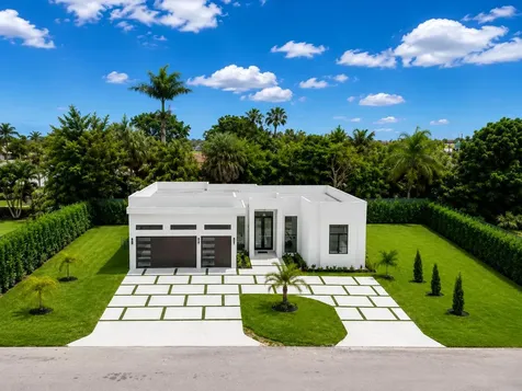 11601 NW 27th Street Plantation FL 33323