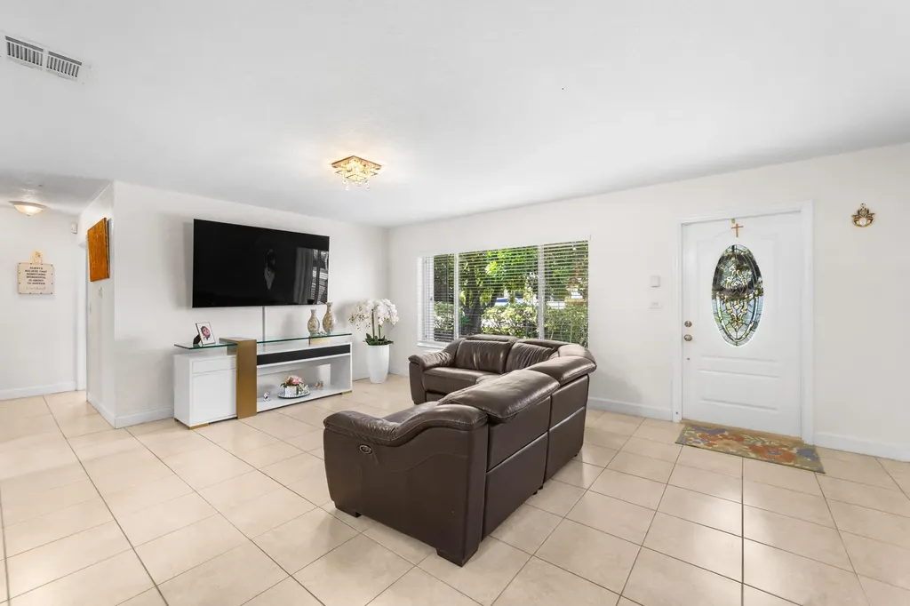 795 SE 17th Street Deerfield Beach FL 33441