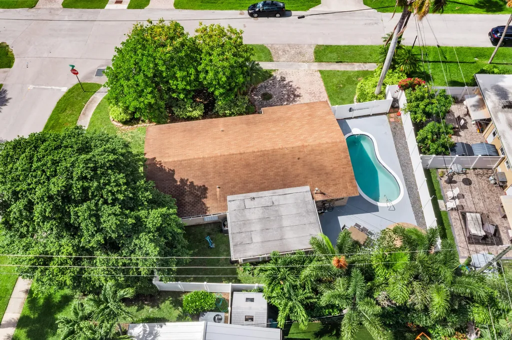 795 SE 17th Street Deerfield Beach FL 33441