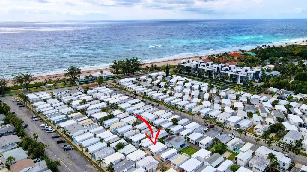 18 Juniper Drive Briny Breezes FL 33435
