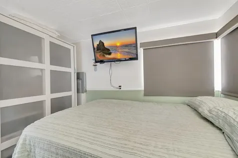 18 Juniper Drive Briny Breezes FL 33435
