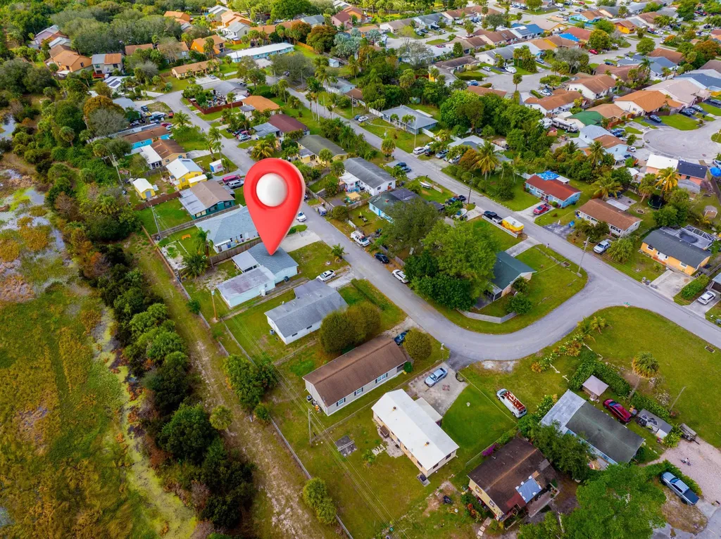 3643 Betty Ann Court W West Palm Beach FL 33403