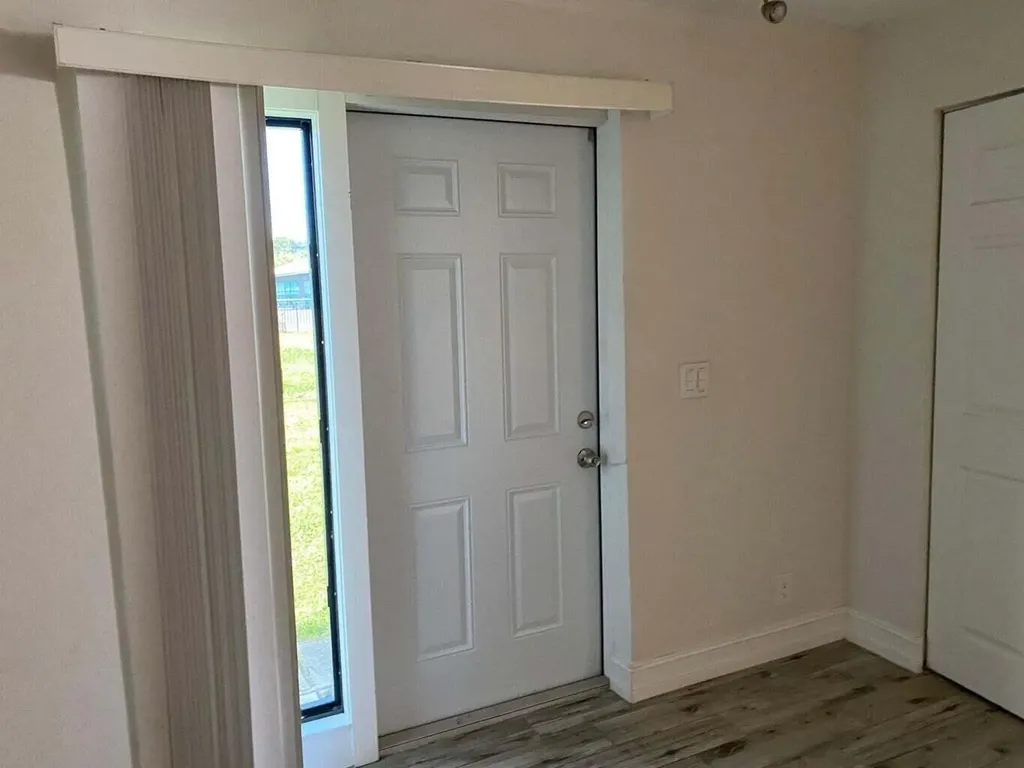 3643 Betty Ann Court W West Palm Beach FL 33403