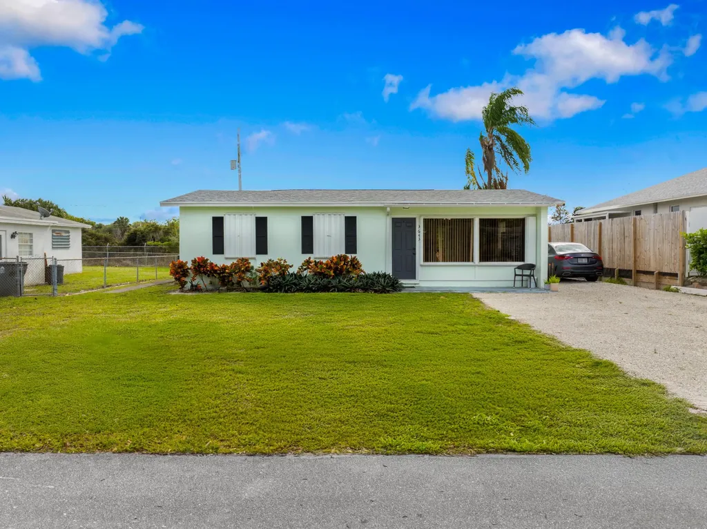 3643 Betty Ann Court W West Palm Beach FL 33403