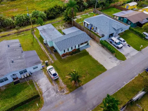 3643 Betty Ann Court W West Palm Beach FL 33403