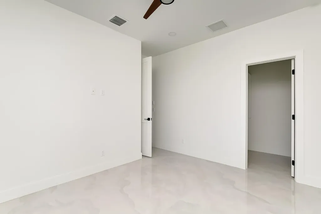 5945 NW Foust Circle Port St Lucie FL 34986