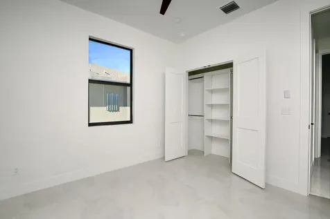 5945 NW Foust Circle Port St Lucie FL 34986