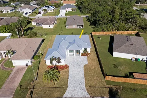5945 NW Foust Circle Port St Lucie FL 34986