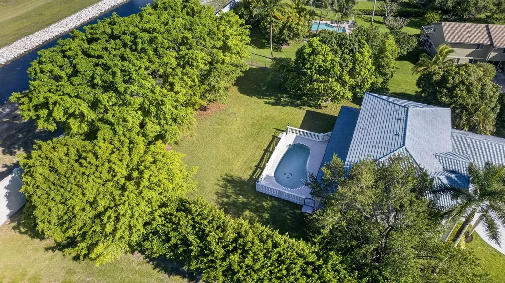 8346 Sawpine Road Delray Beach FL 33446