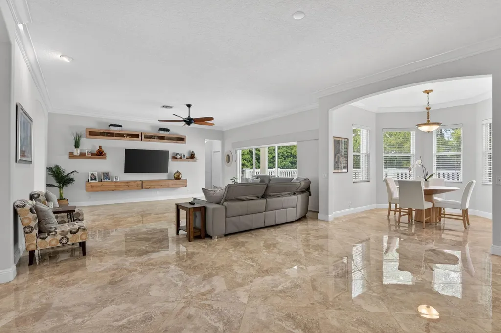 8346 Sawpine Road Delray Beach FL 33446