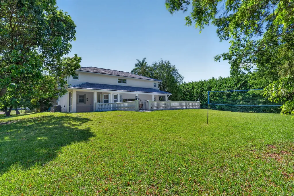 8346 Sawpine Road Delray Beach FL 33446