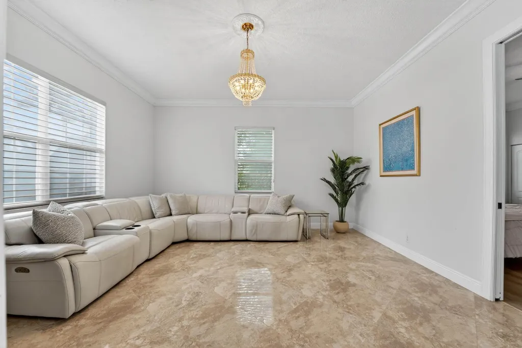 8346 Sawpine Road Delray Beach FL 33446