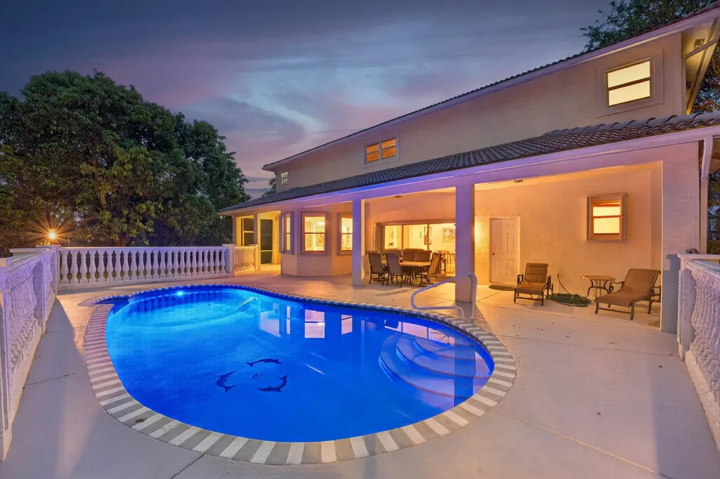 8346 Sawpine Road Delray Beach FL 33446