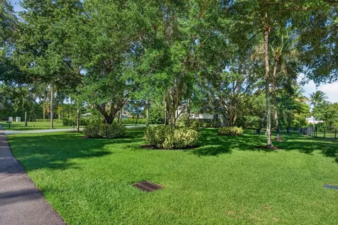 8346 Sawpine Road Delray Beach FL 33446
