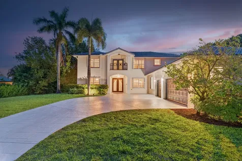 8346 Sawpine Road Delray Beach FL 33446