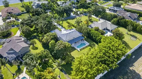 8346 Sawpine Road Delray Beach FL 33446