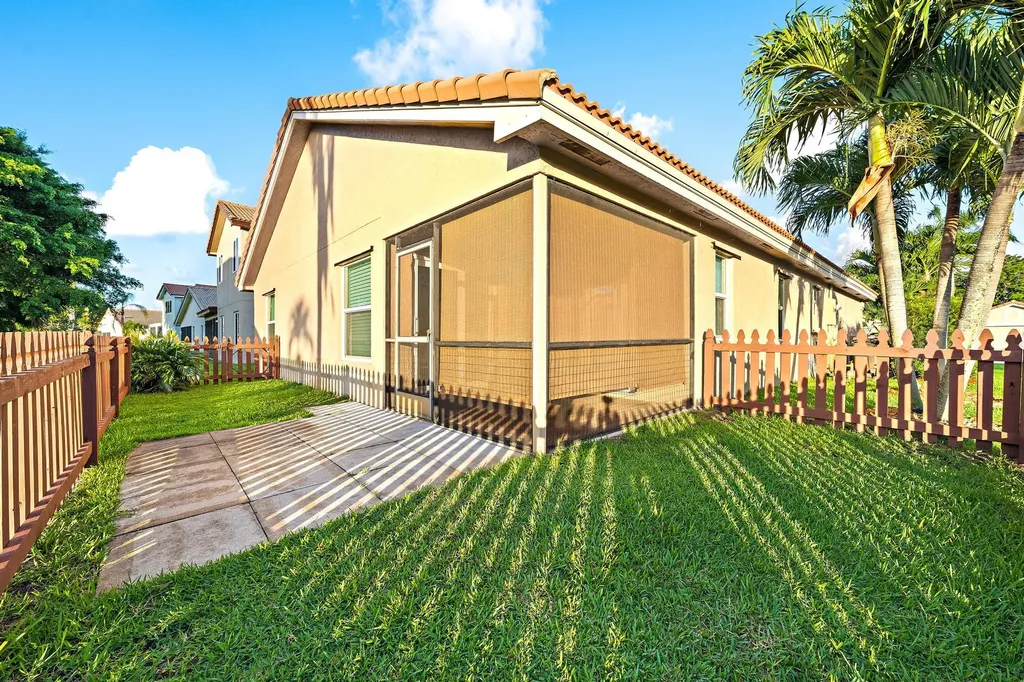 8657 Tourmaline Boulevard Boynton Beach FL 33472