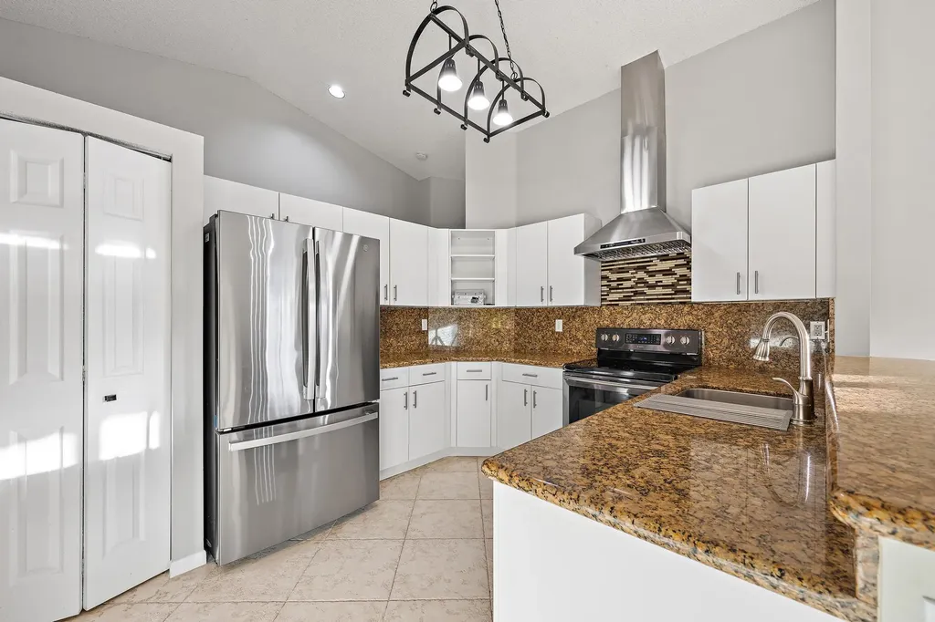 8657 Tourmaline Boulevard Boynton Beach FL 33472