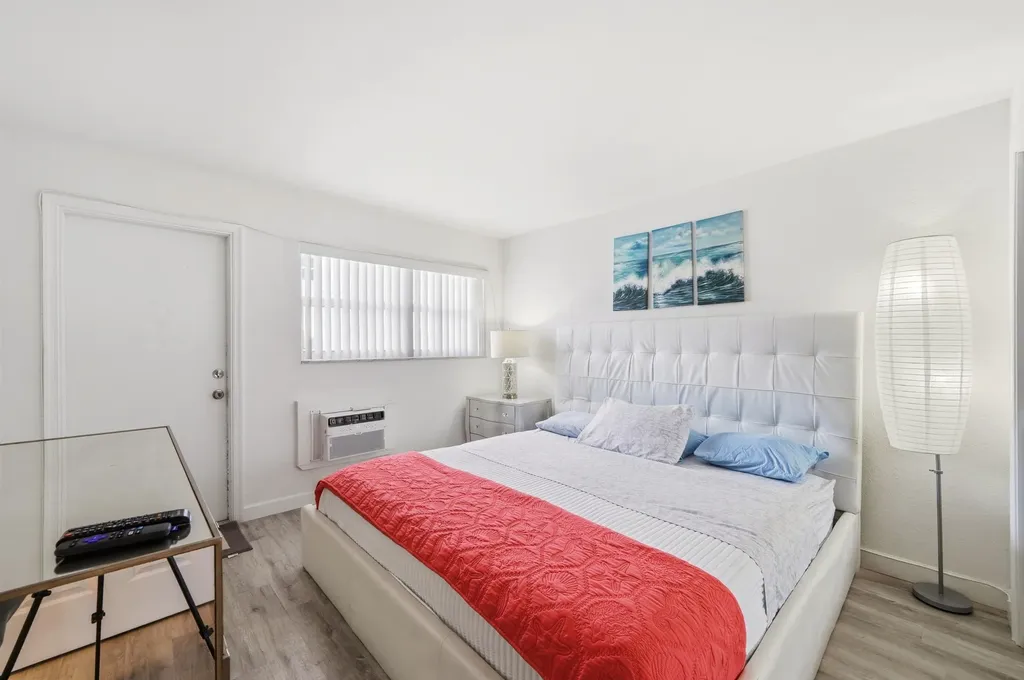 3510 Harrison Street Hollywood FL 33021