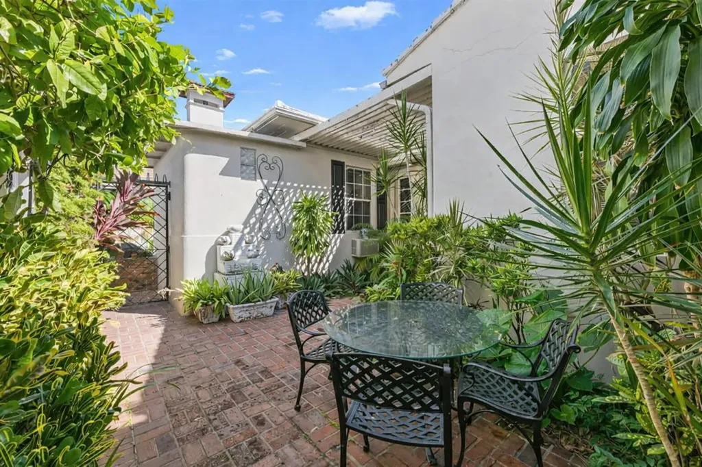 1252 N Rio Vista Boulevard Fort Lauderdale FL 33301