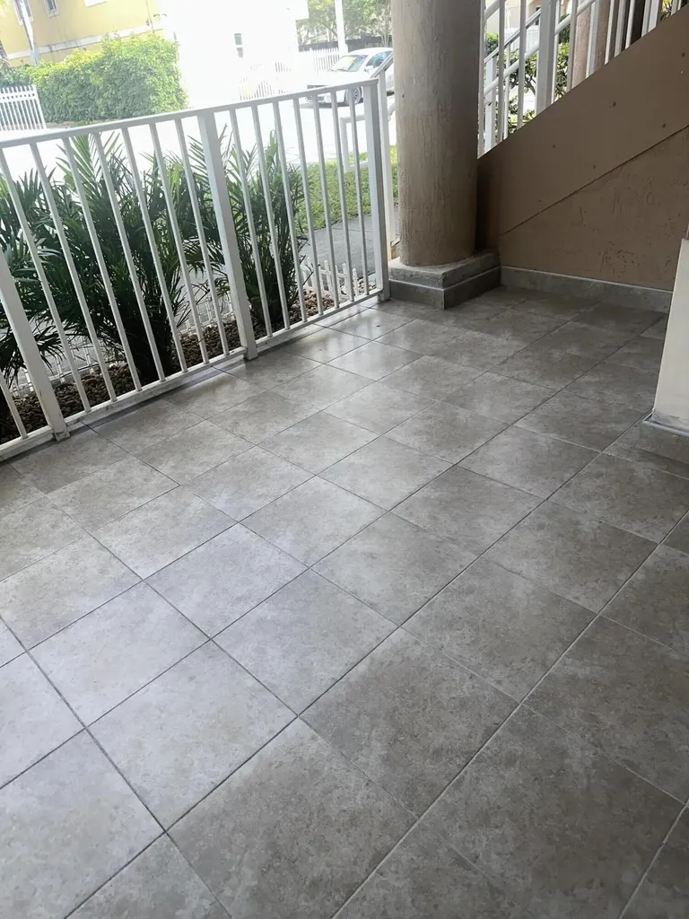 300 E 4th Street Hialeah FL 33010