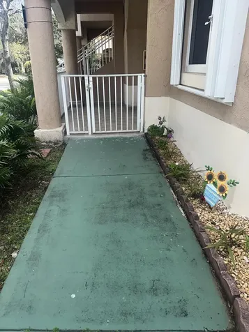 300 E 4th Street Hialeah FL 33010