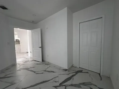 300 E 4th Street Hialeah FL 33010