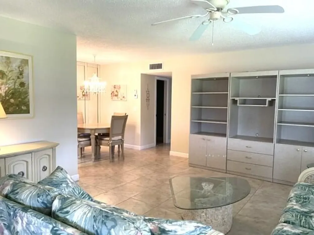 1152 Circle Drive Delray Beach FL 33445