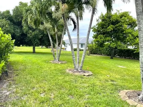 1152 Circle Drive Delray Beach FL 33445