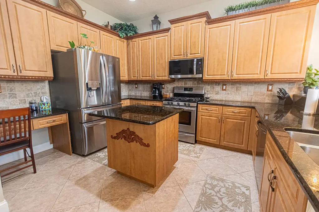205 NW Magnolia Lakes Boulevard Port St Lucie FL 34986