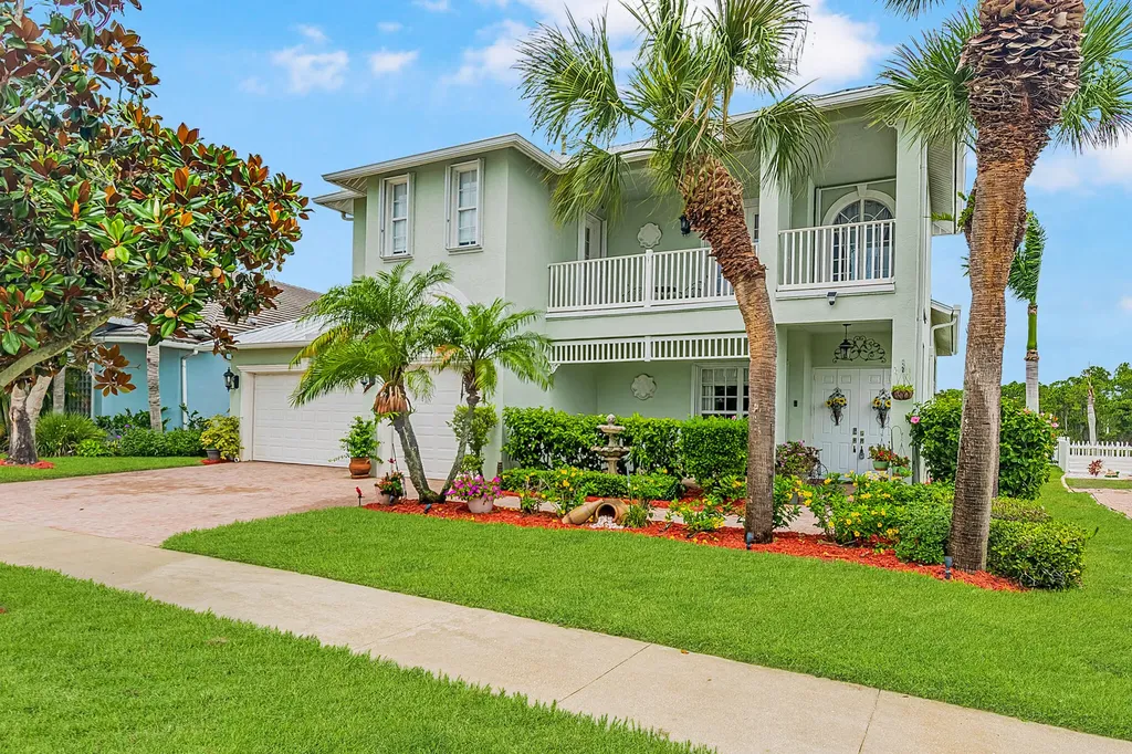 205 NW Magnolia Lakes Boulevard Port St Lucie FL 34986