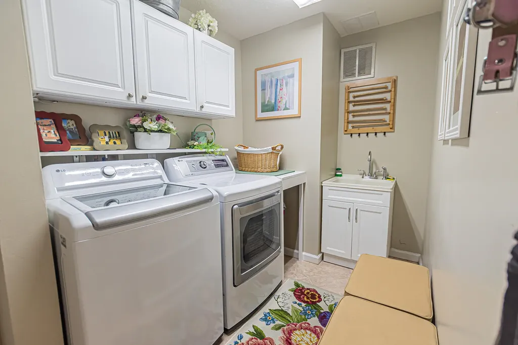205 NW Magnolia Lakes Boulevard Port St Lucie FL 34986