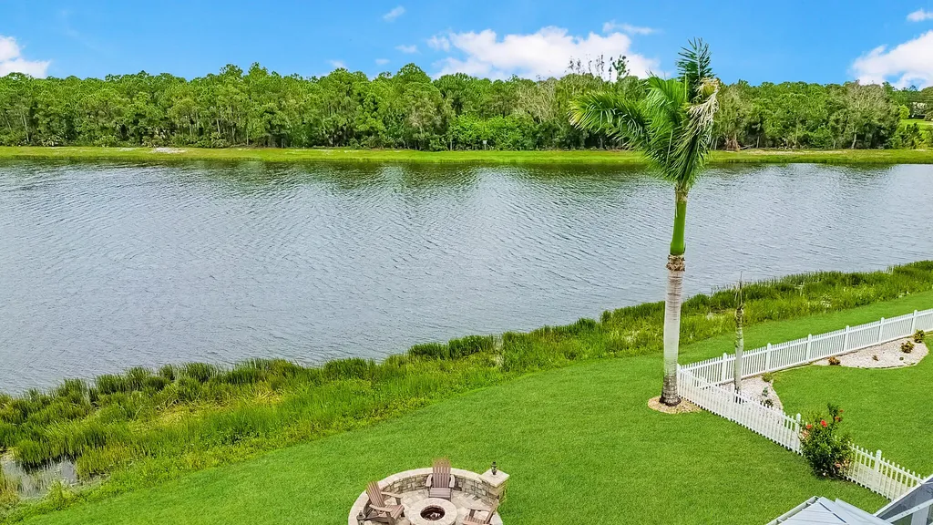 205 NW Magnolia Lakes Boulevard Port St Lucie FL 34986