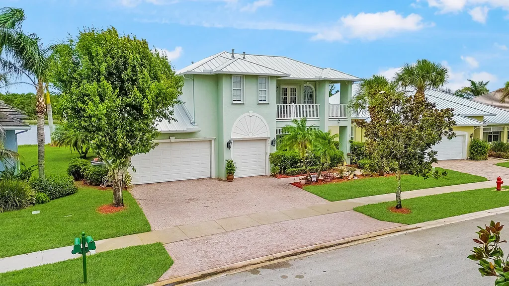 205 NW Magnolia Lakes Boulevard Port St Lucie FL 34986