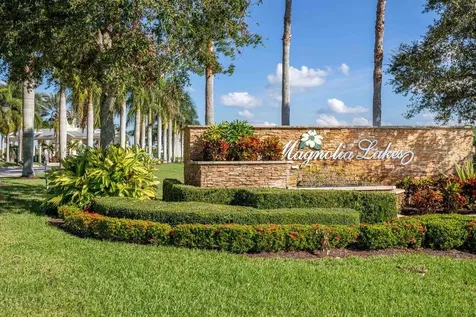 205 NW Magnolia Lakes Boulevard Port St Lucie FL 34986