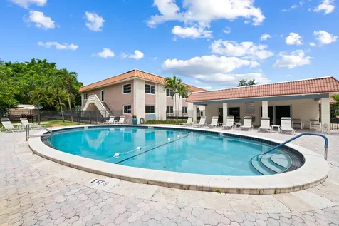 9 NE 19th Court Wilton Manors FL 33305